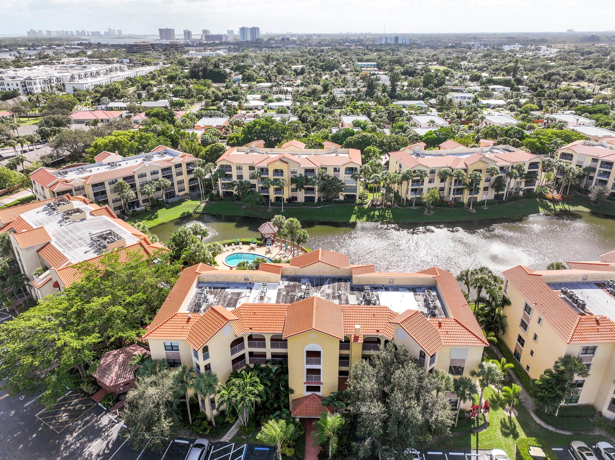 Ocean Trace - Residential