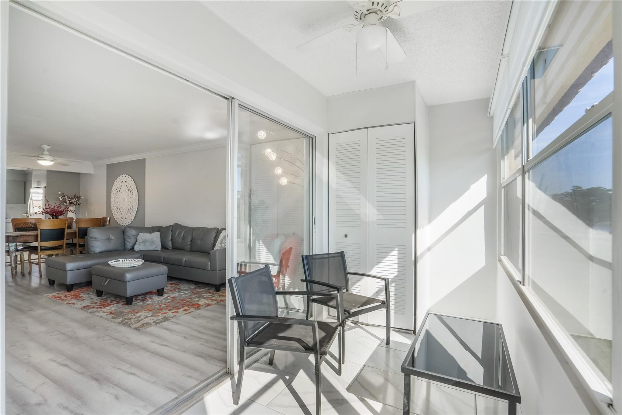 Sunrise Lakes Building 93 - Residential