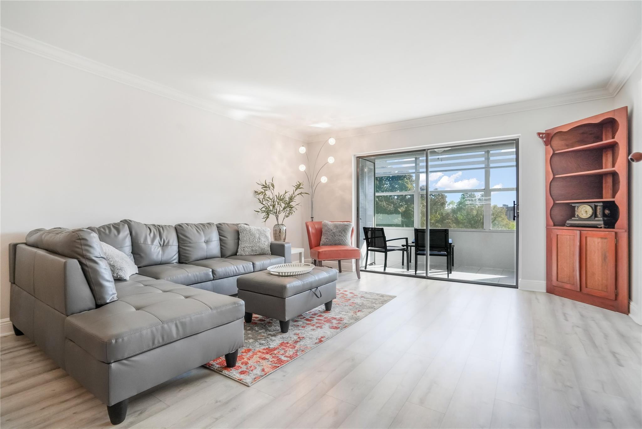 Sunrise Lakes Building 93 - Residential