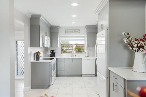 Tiny photo for 9300 Sunrise Lakes Boulevard #309, Sunrise, FL 33322 (MLS # F10551975)
