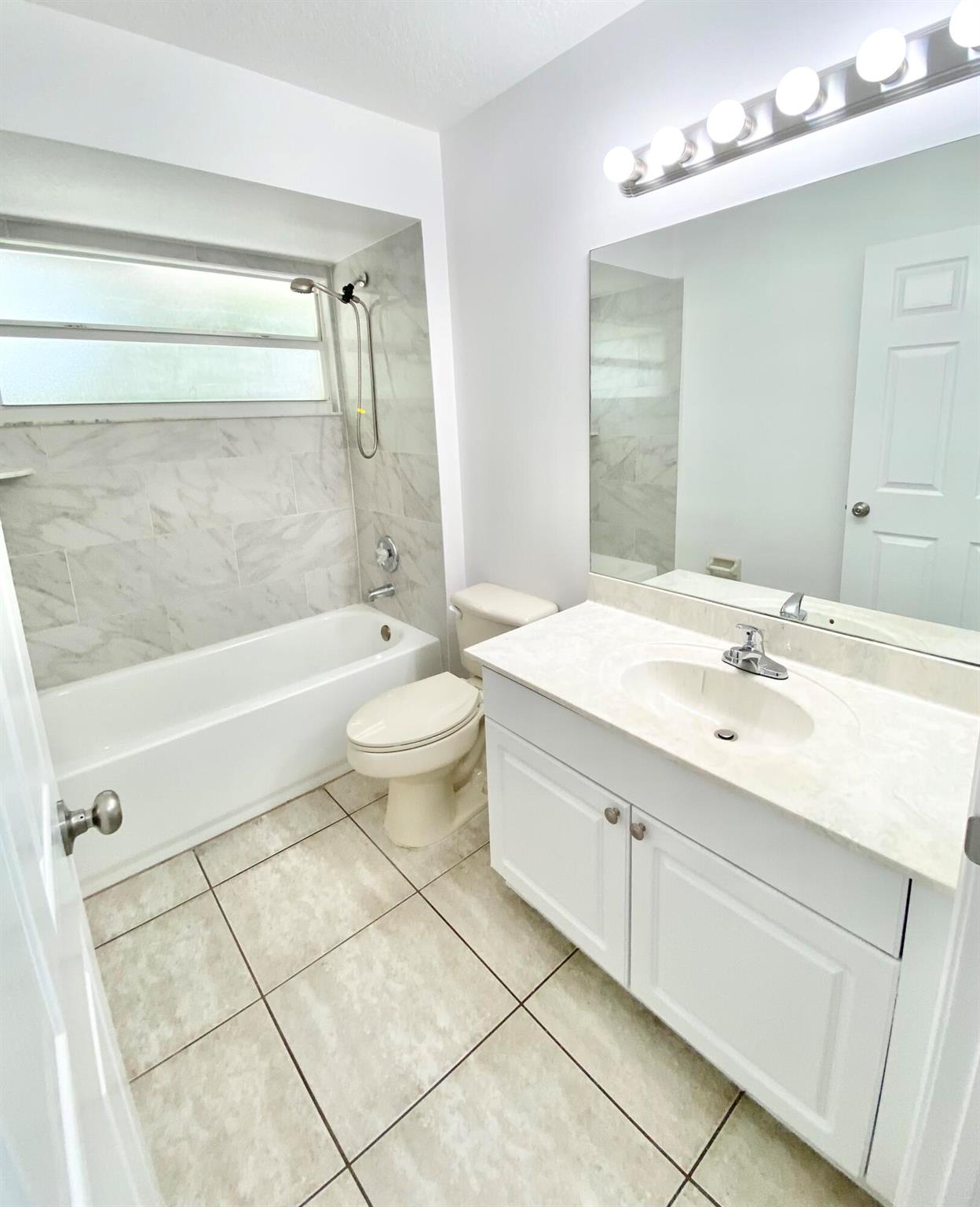 THE WILLOWS - Residential Lease