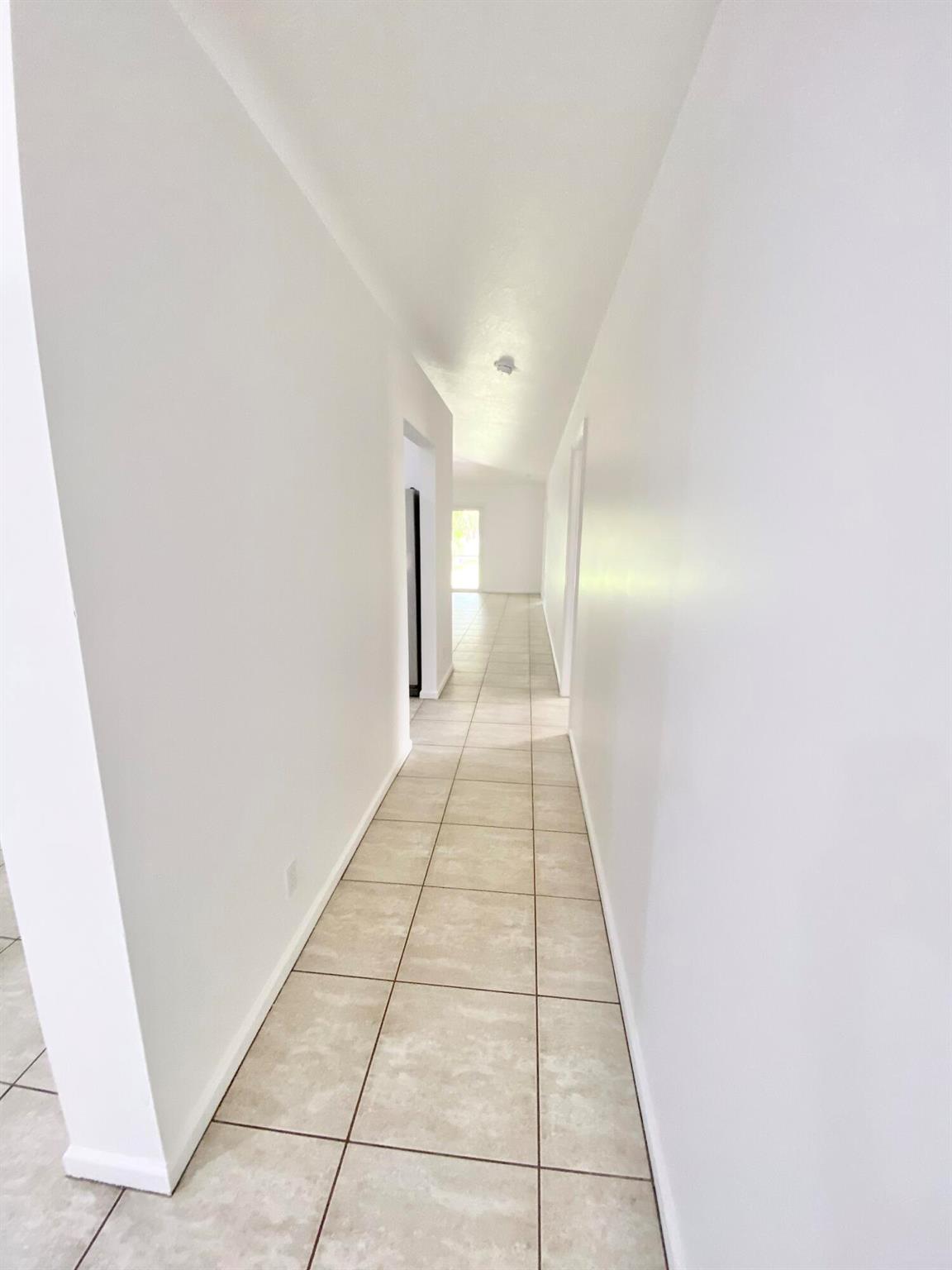 THE WILLOWS - Residential Lease