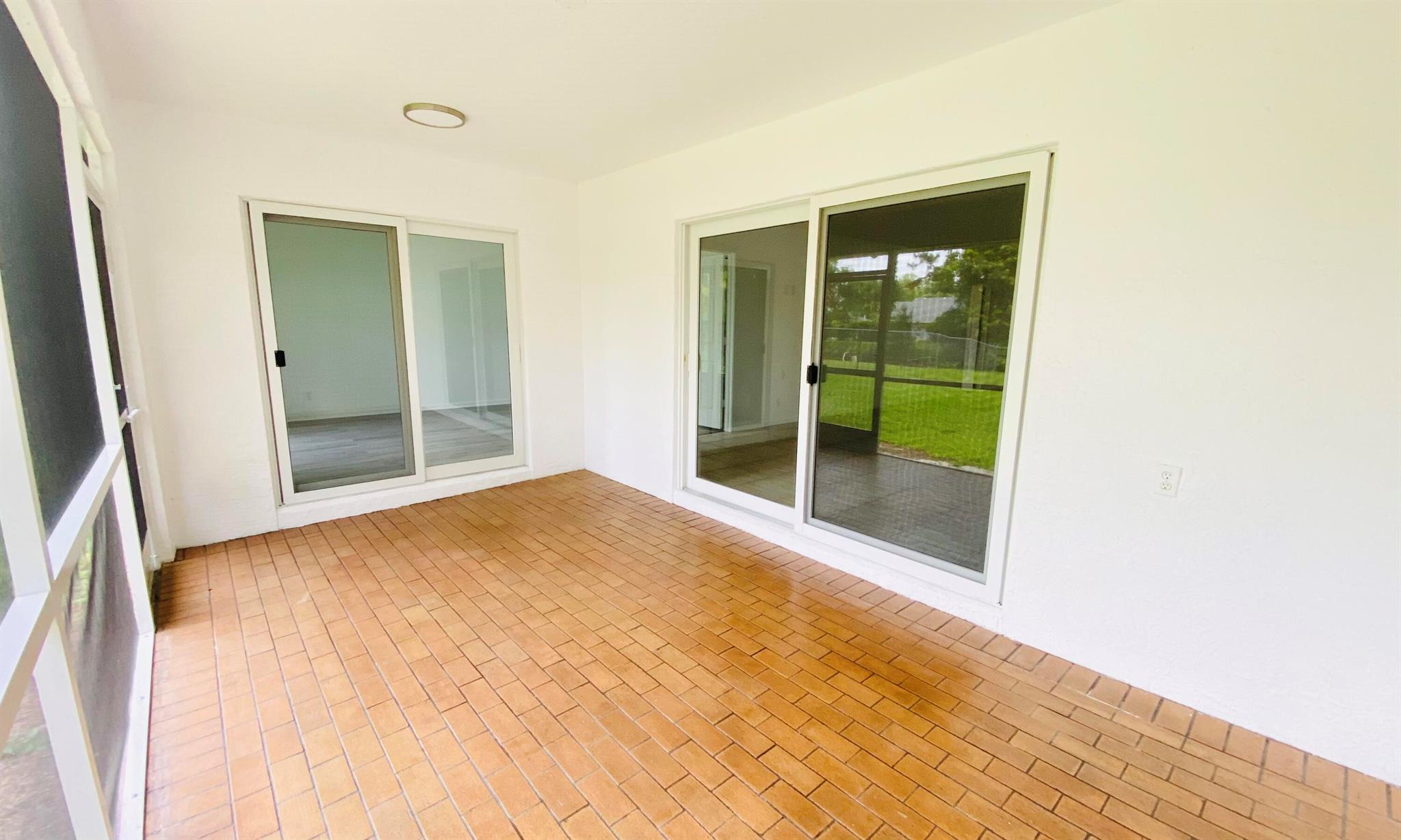 THE WILLOWS - Residential Lease