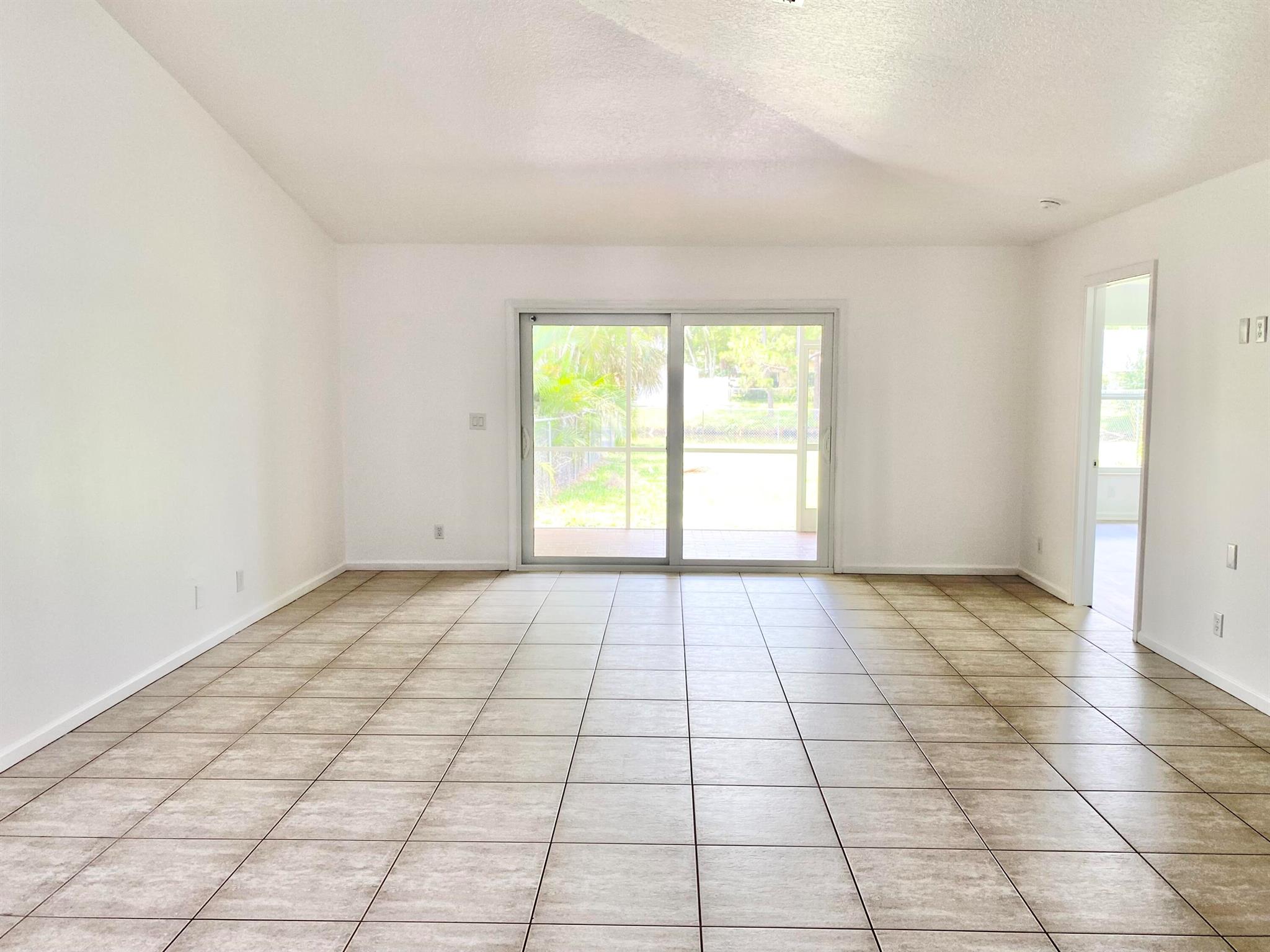 THE WILLOWS - Residential Lease