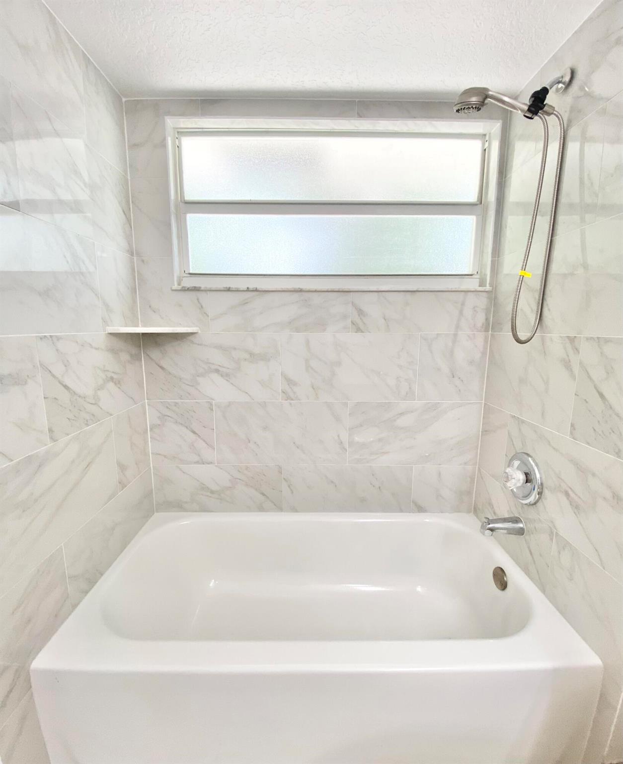 THE WILLOWS - Residential Lease