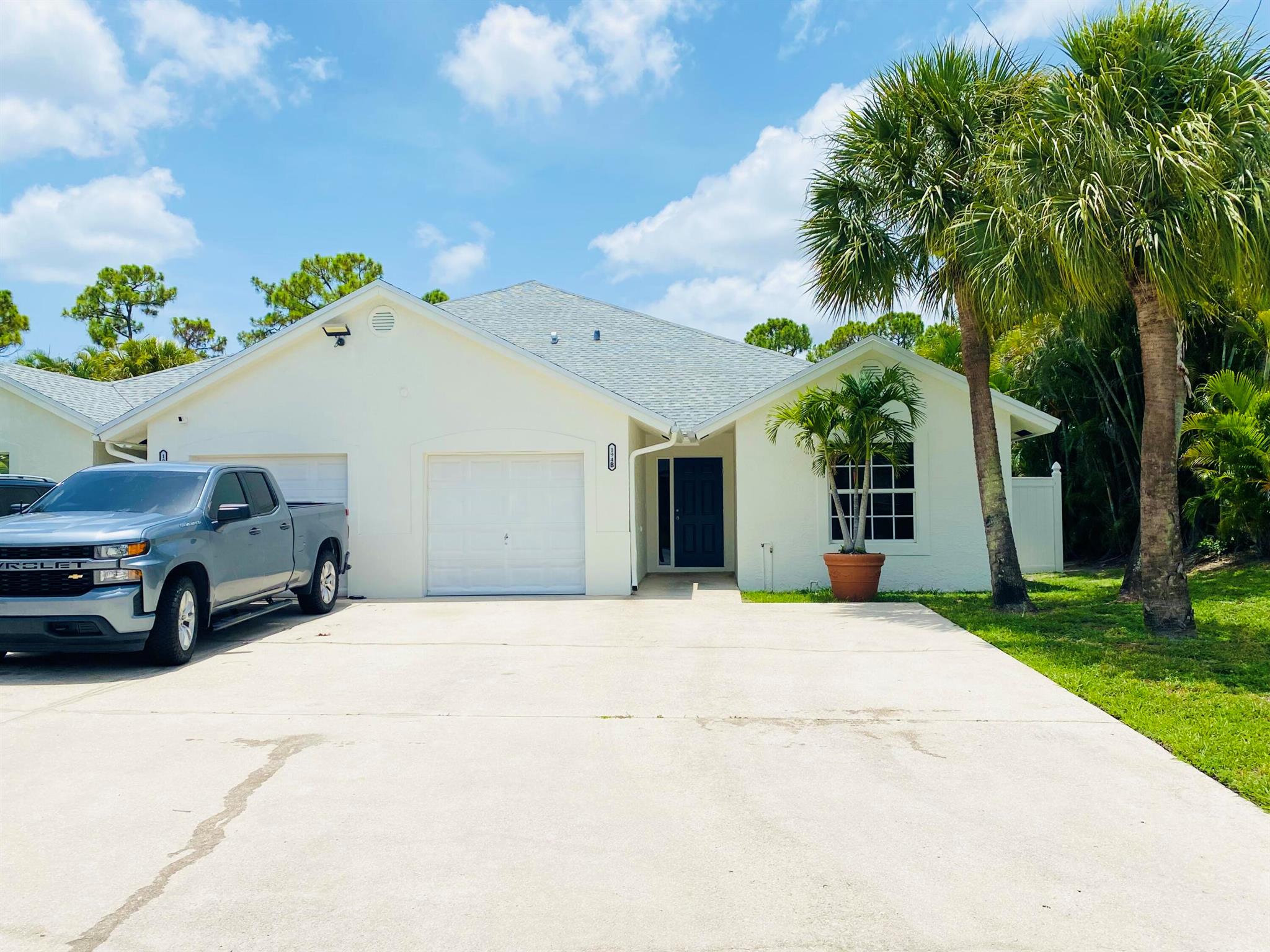 THE WILLOWS - Residential Lease