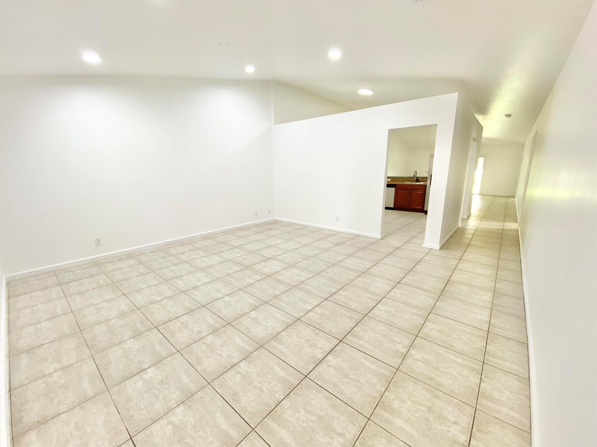 THE WILLOWS - Residential Lease