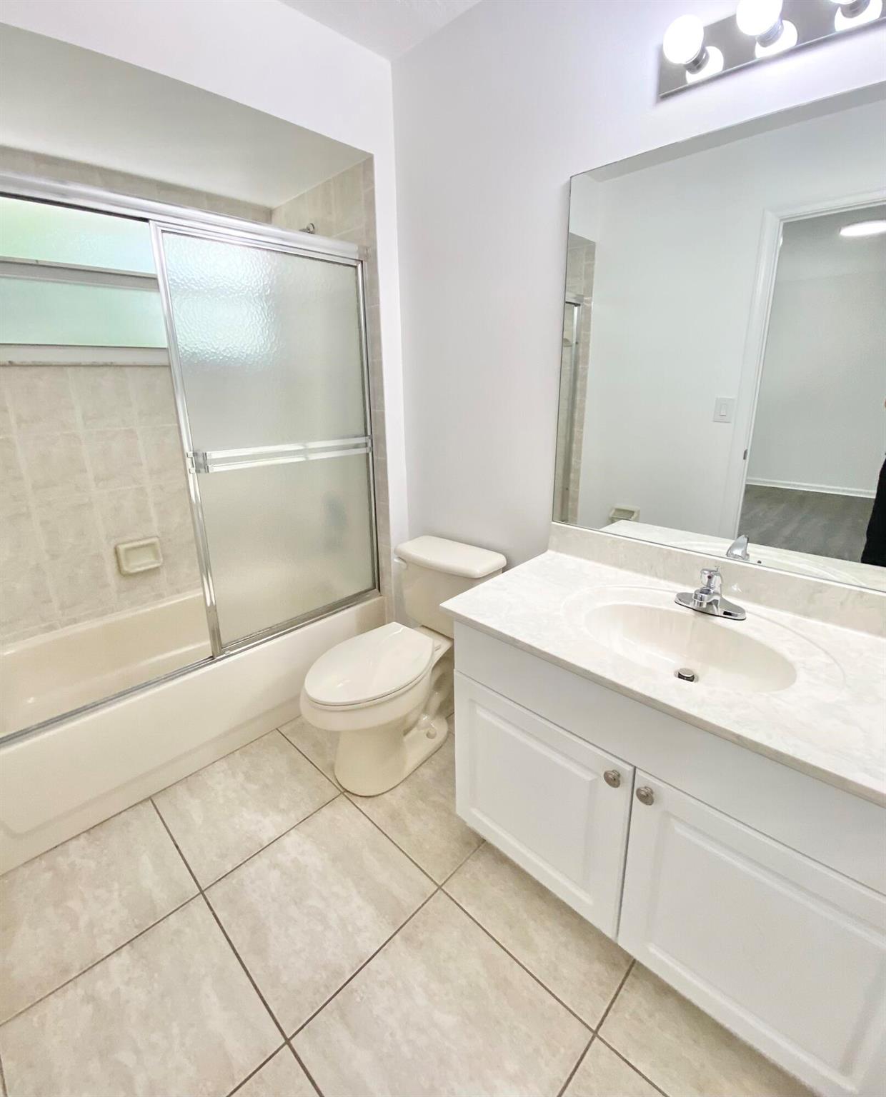 THE WILLOWS - Residential Lease