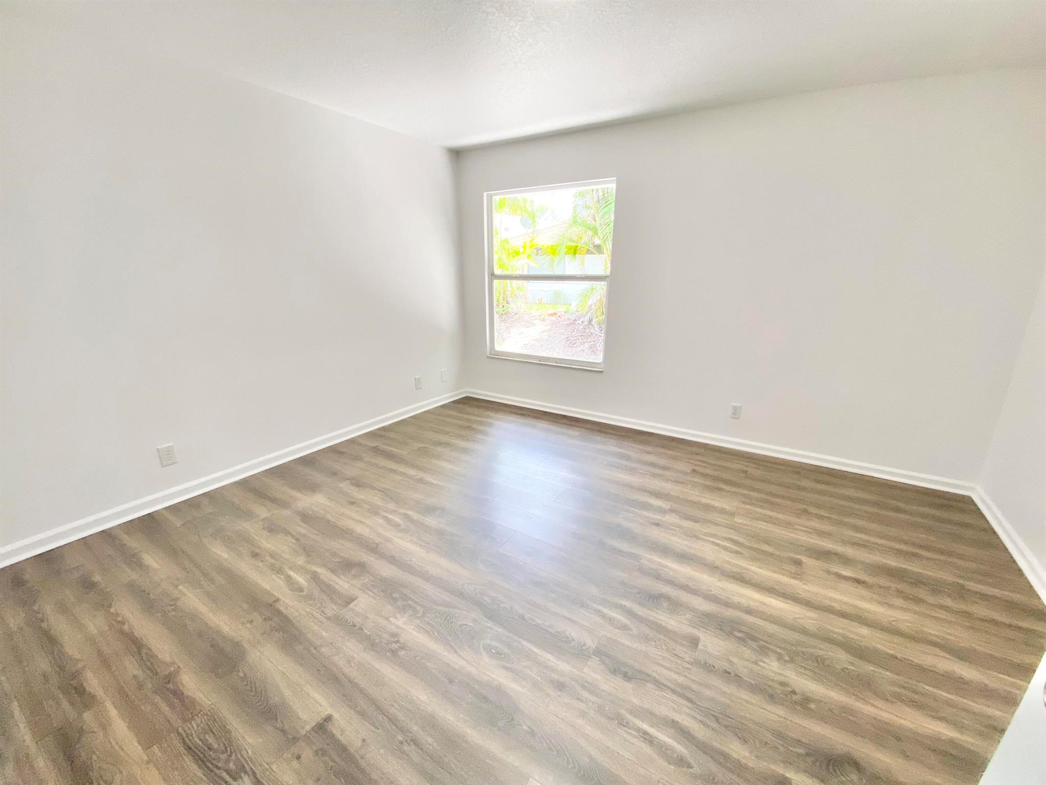 THE WILLOWS - Residential Lease