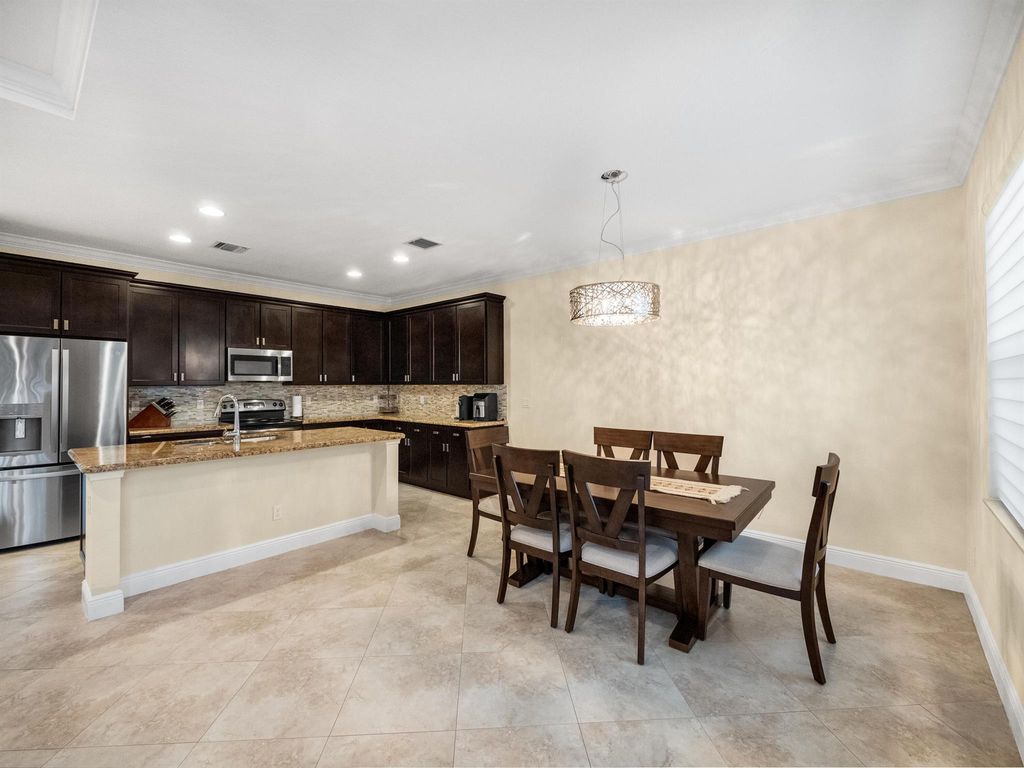 Photo of 4859 Cadiz Circle Circle, Palm Beach Gardens, FL 33418 (MLS # R11076355)