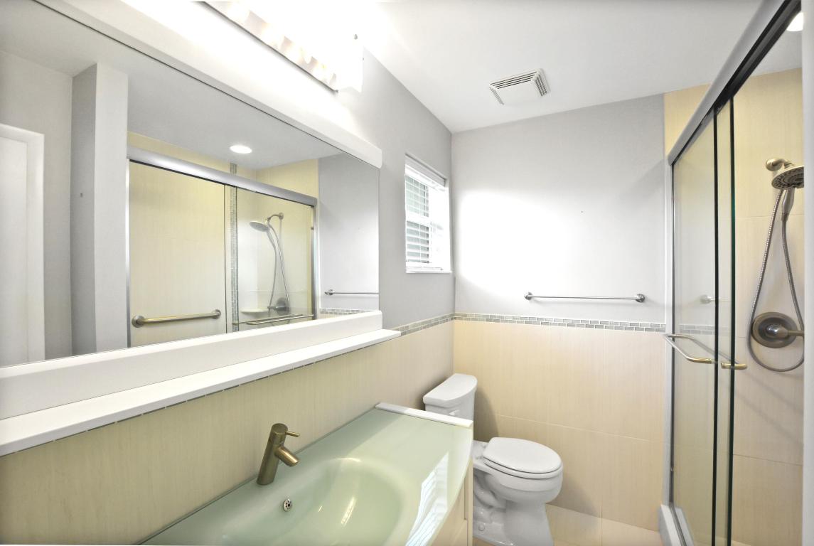 PALM BEACH LEISUREVILLE - Residential