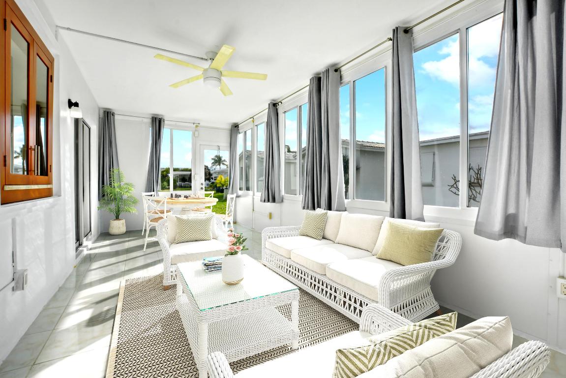 PALM BEACH LEISUREVILLE - Residential