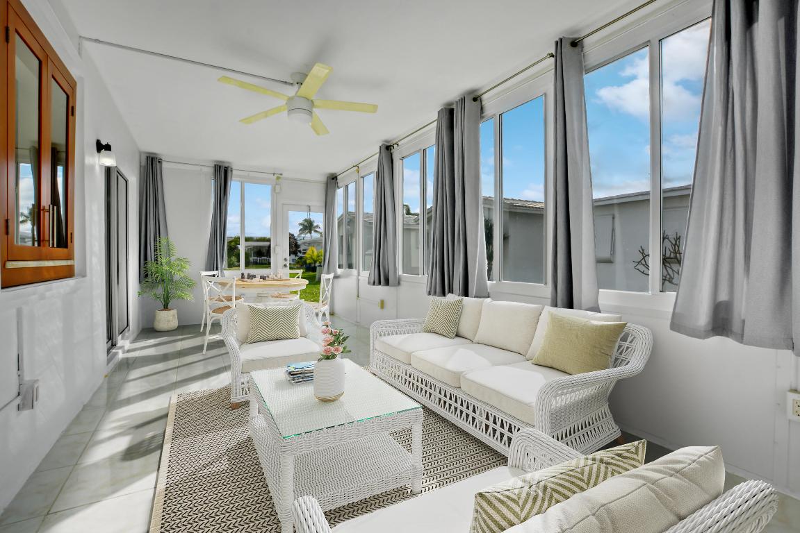 PALM BEACH LEISUREVILLE - Residential