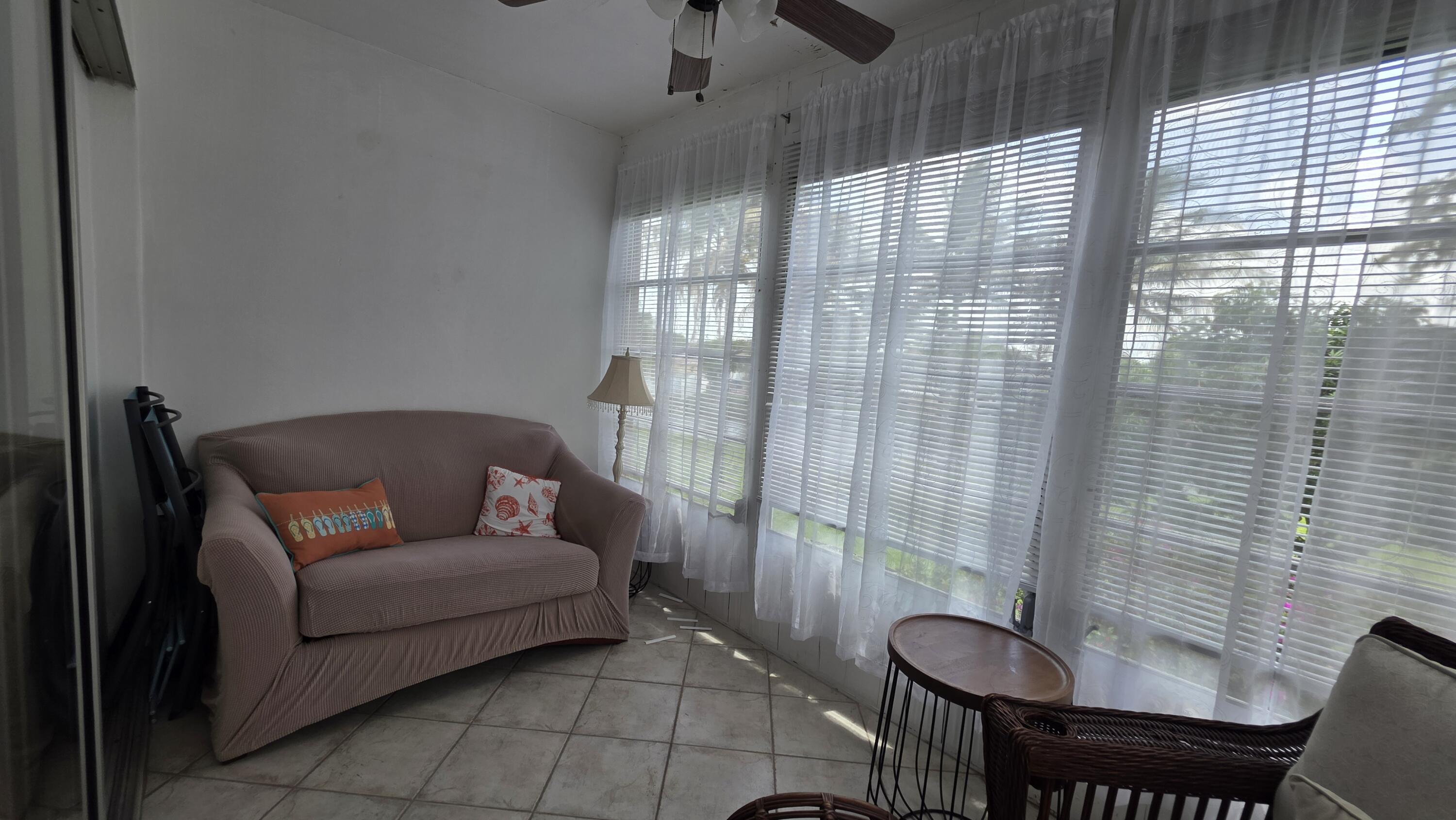 LAUDERDALE OAKS CONDO XVI - Residential