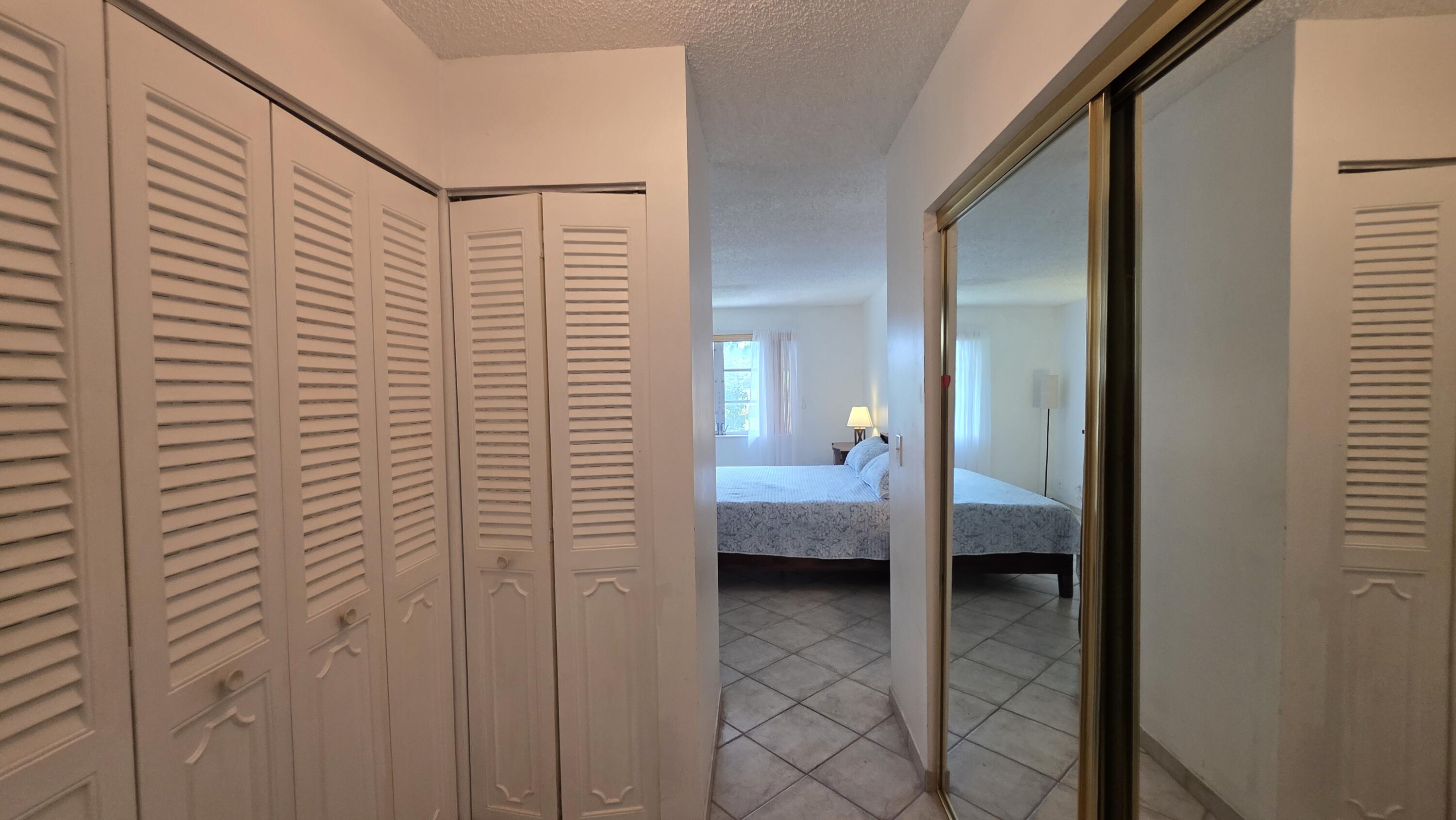LAUDERDALE OAKS CONDO XVI - Residential