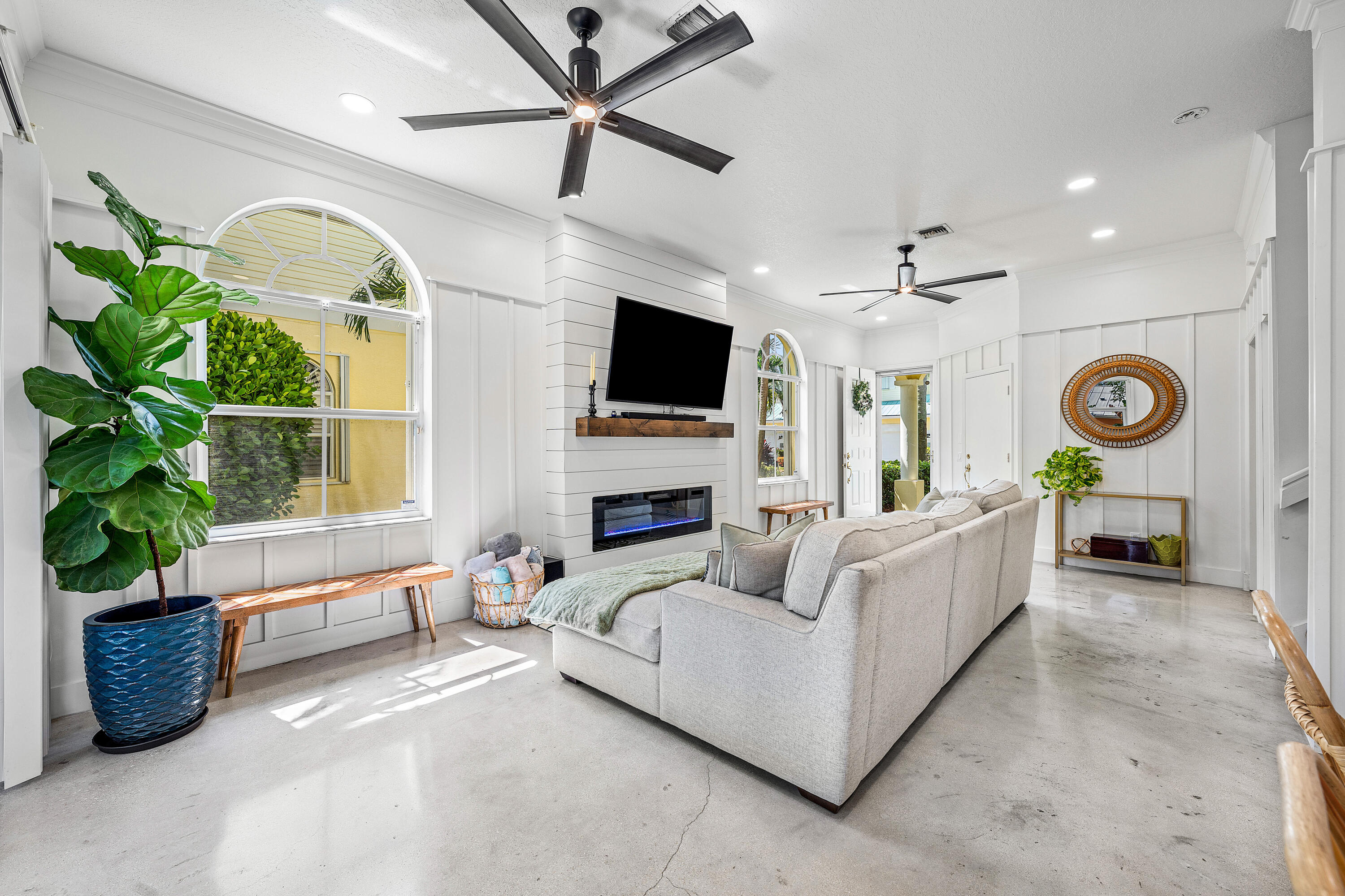 BAREFOOT COVE TOWNHOMES - Residential