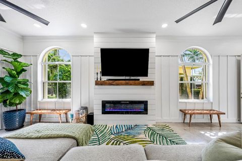 160 Barefoot Cove Hypoluxo FL 33462