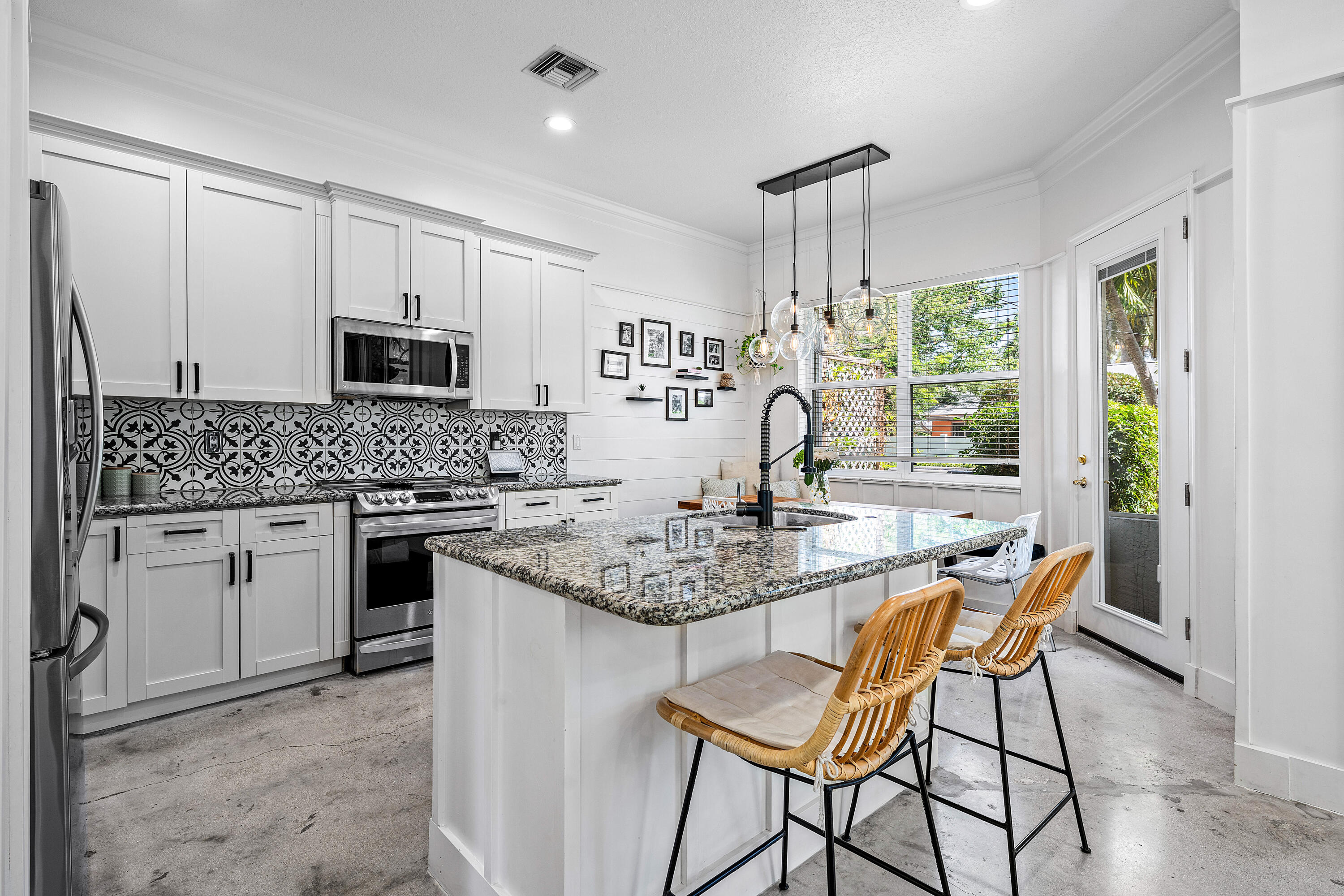 BAREFOOT COVE TOWNHOMES - Residential