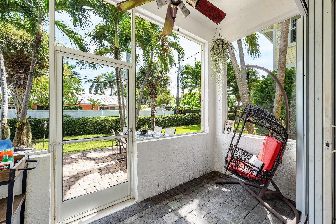 BAREFOOT COVE TOWNHOMES - Residential