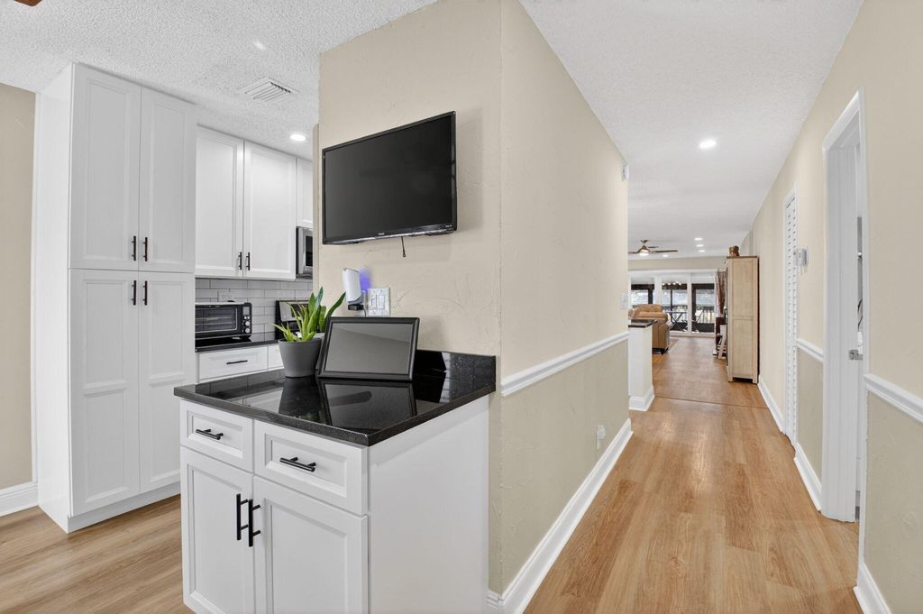 Photo of 5844 Areca Palm Ct., Unit B Ct, Delray Beach, FL 33484 (MLS # R11159478)