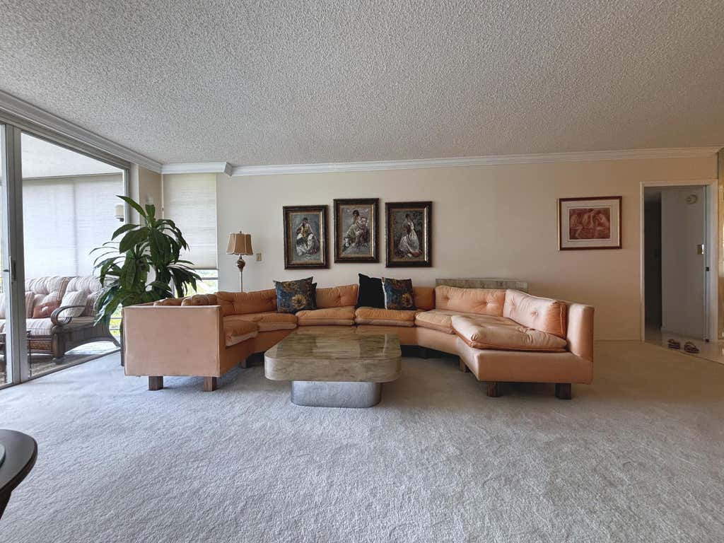Photo of 3930 OAKS CLUBHOUSE Drive #506, Pompano Beach, FL 33069 (MLS # B26067095)