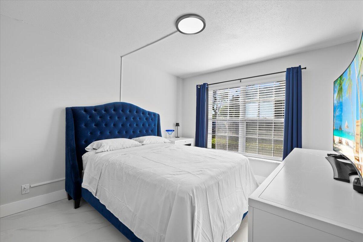 TAMBERLANE 1 CONDO - Residential