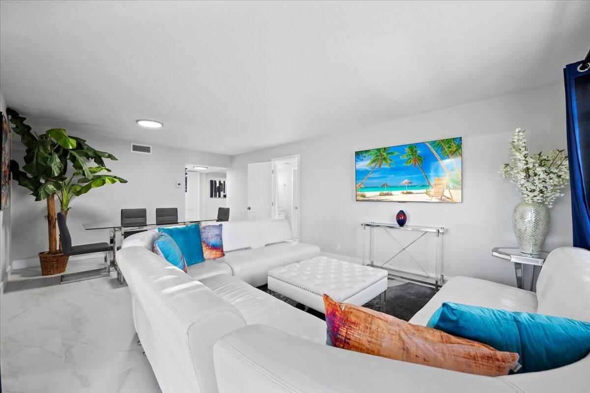 TAMBERLANE 1 CONDO - Residential