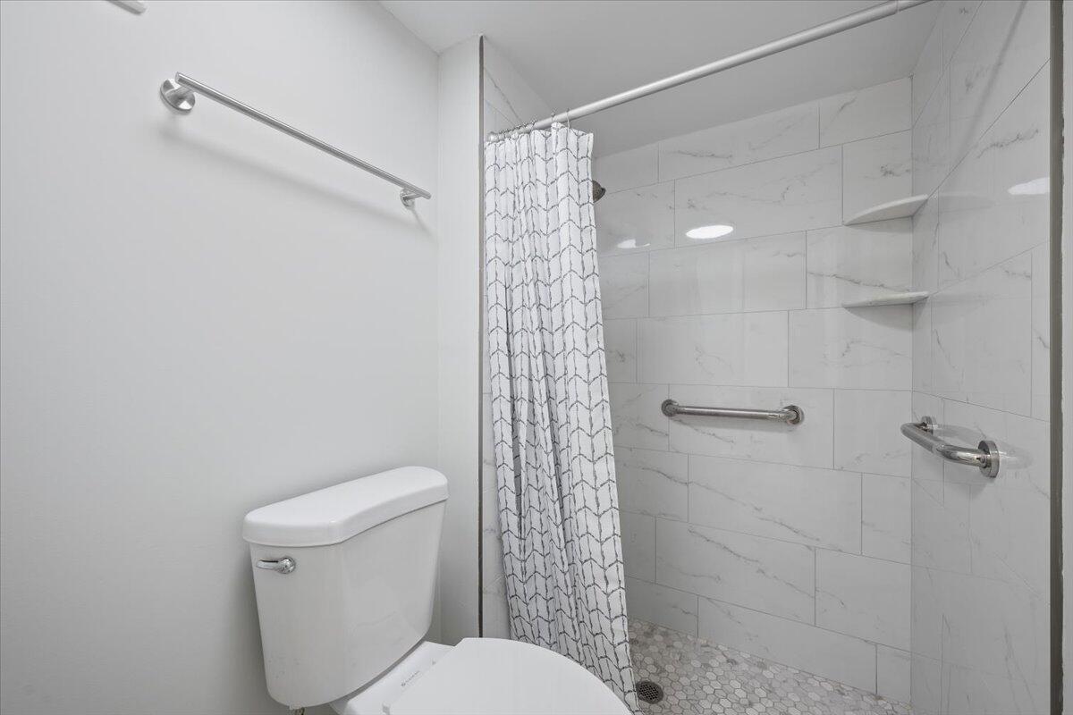 TAMBERLANE 1 CONDO - Residential