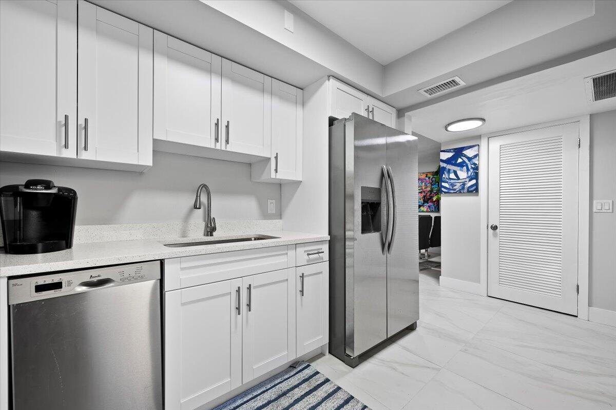 TAMBERLANE 1 CONDO - Residential