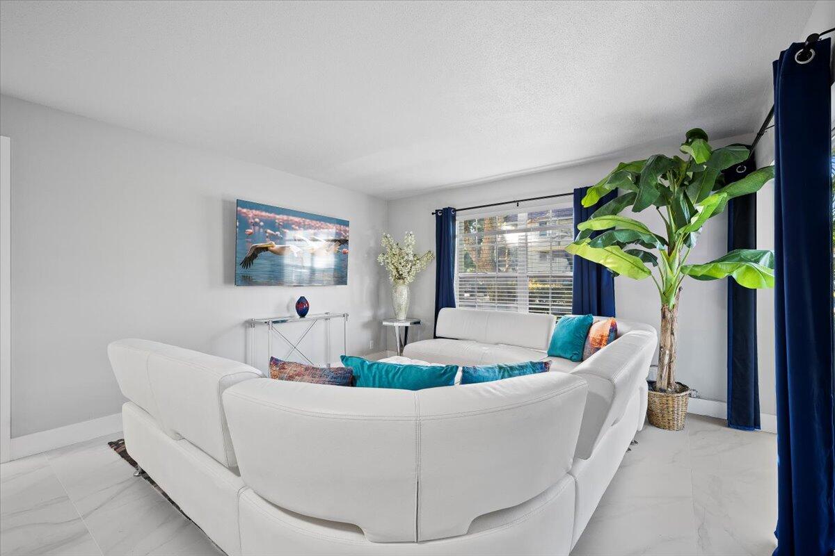 TAMBERLANE 1 CONDO - Residential