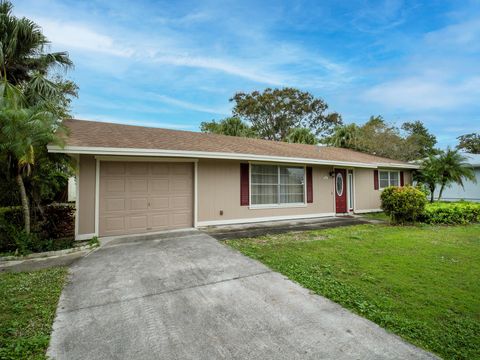 A home in Port St Lucie