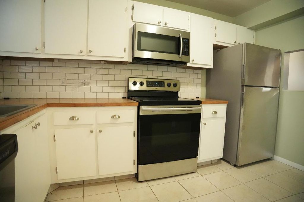 Photo of 4640 Lucerne Lakes Boulevard W #508, Lake Worth, FL 33467 (MLS # R11157759)