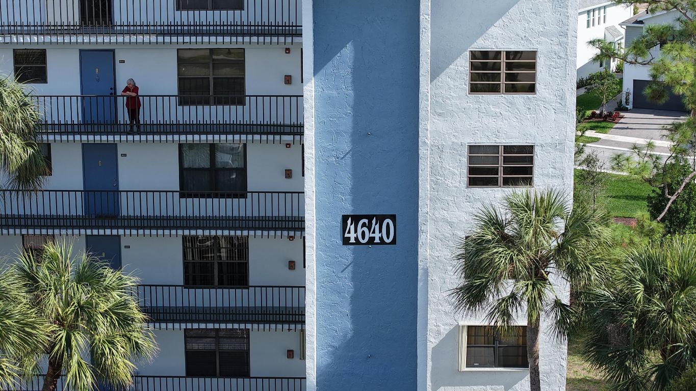 SUNRISE OF PALM BEACH CONDO 1,2,3,4, 14 AND 17 - Residential Lease