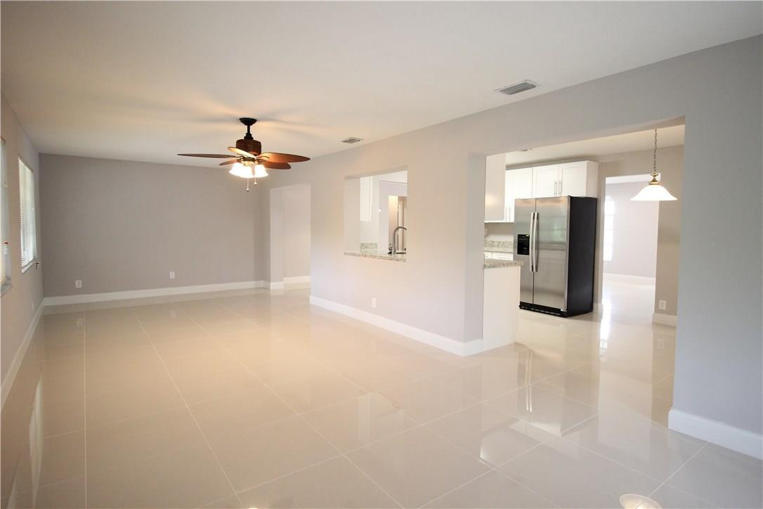 Mainlands Of Tamarac Lake - Residential
