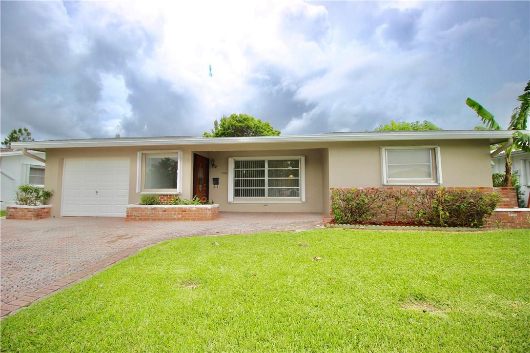 Mainlands Of Tamarac Lake - Residential