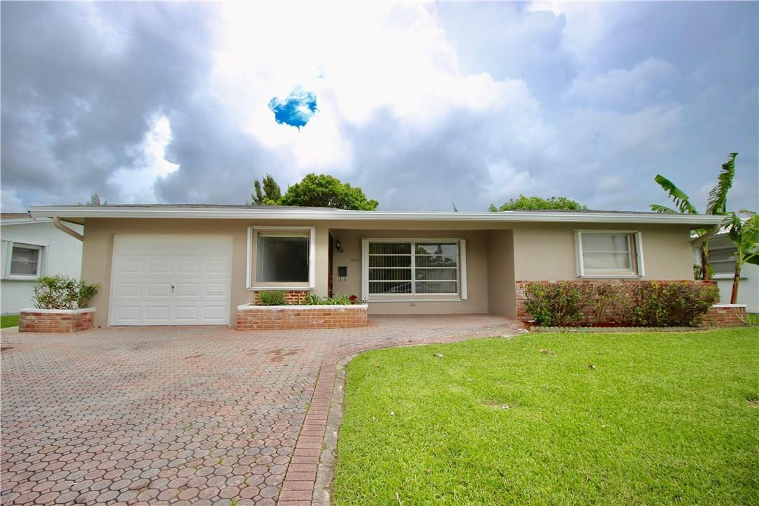 Mainlands Of Tamarac Lake - Residential