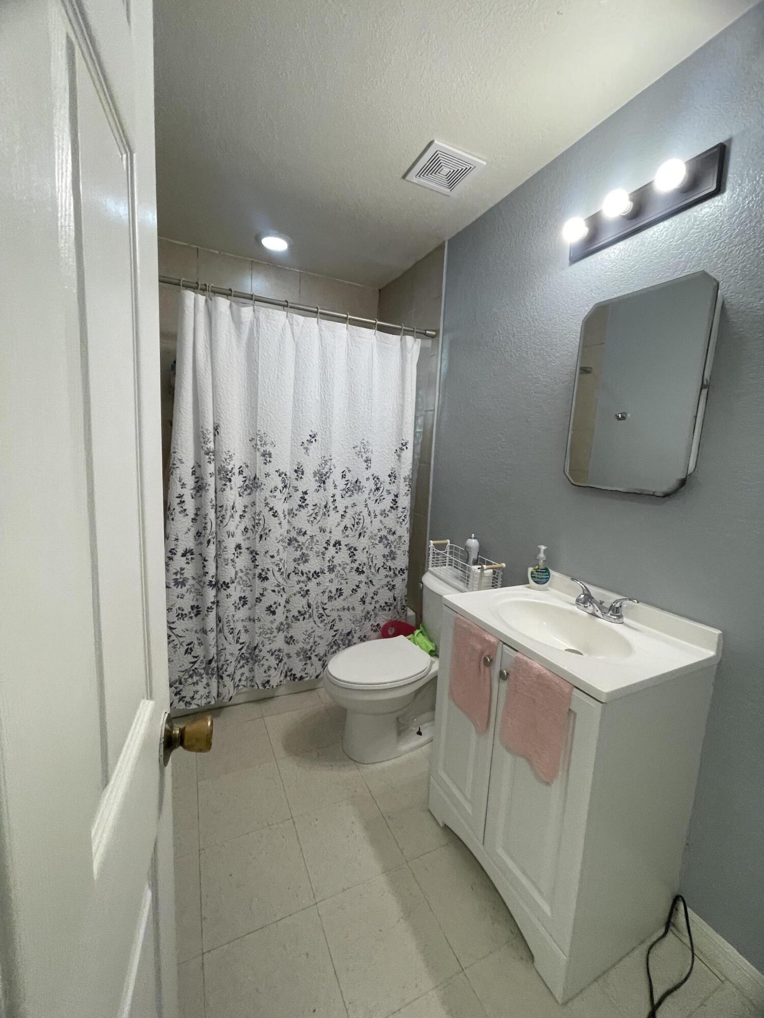 LA BELLE RANCHETTES S/D UNREC - Residential