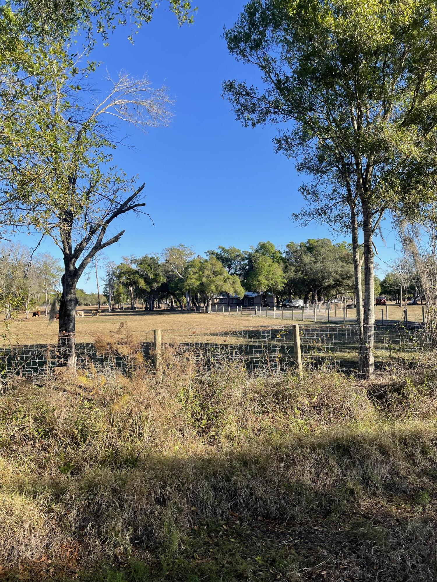 LA BELLE RANCHETTES S/D UNREC - Residential