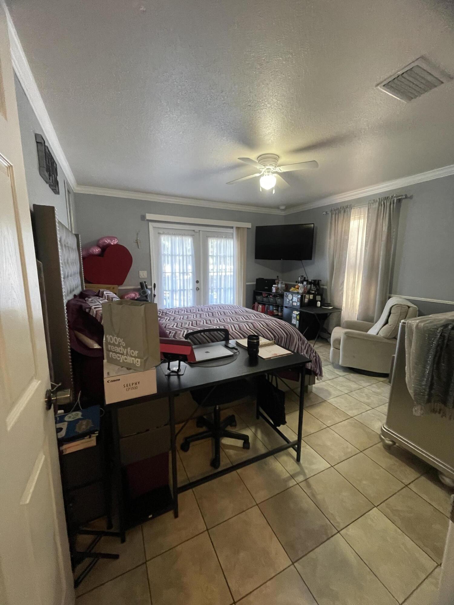 LA BELLE RANCHETTES S/D UNREC - Residential