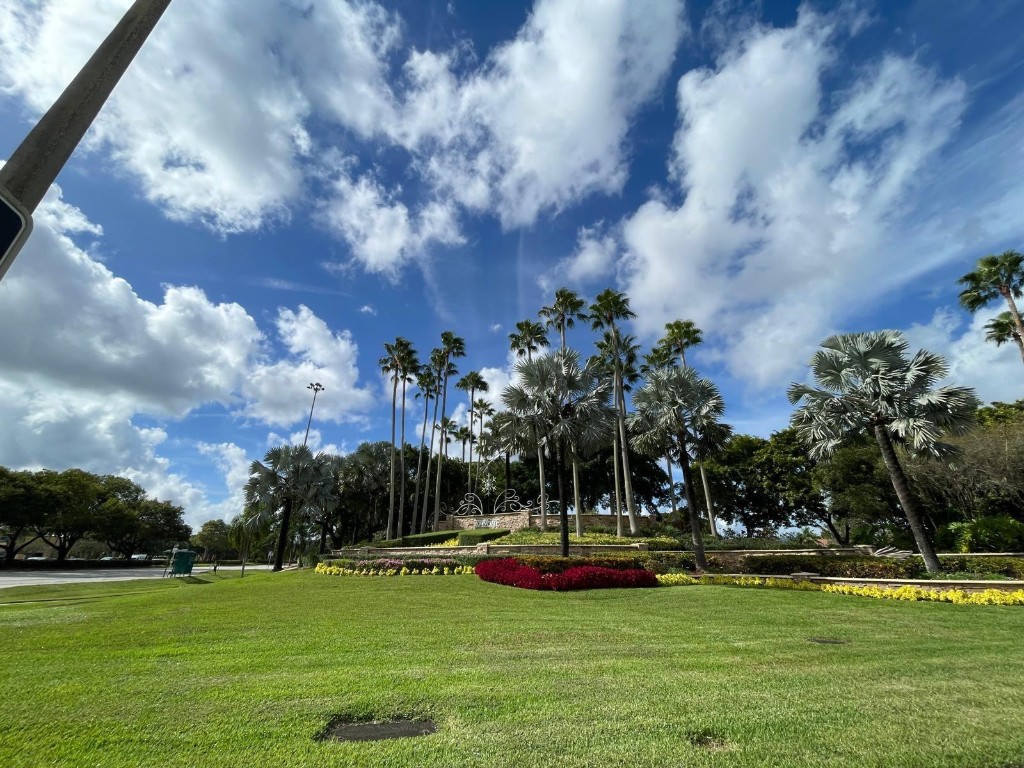 Towngate 156-11 B - Residential