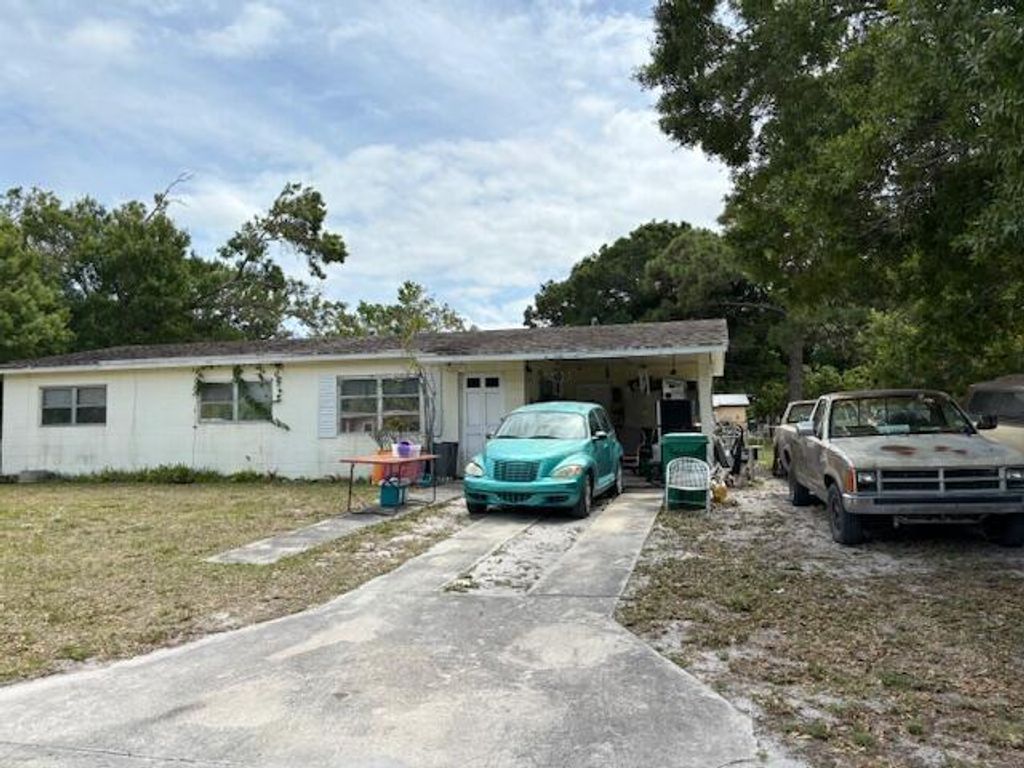 Photo of 331 Notlem Street, Fort Pierce, FL 34982 (MLS # R11019772)
