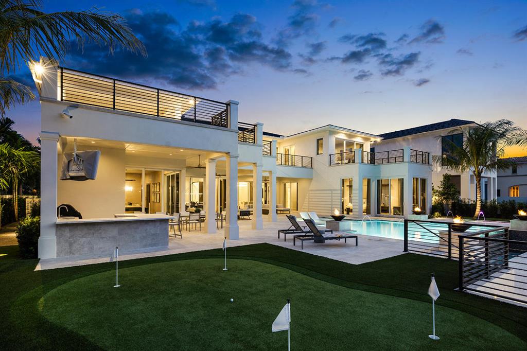 ROYAL PALM YACHT & COUNTRY CLUB - Residential