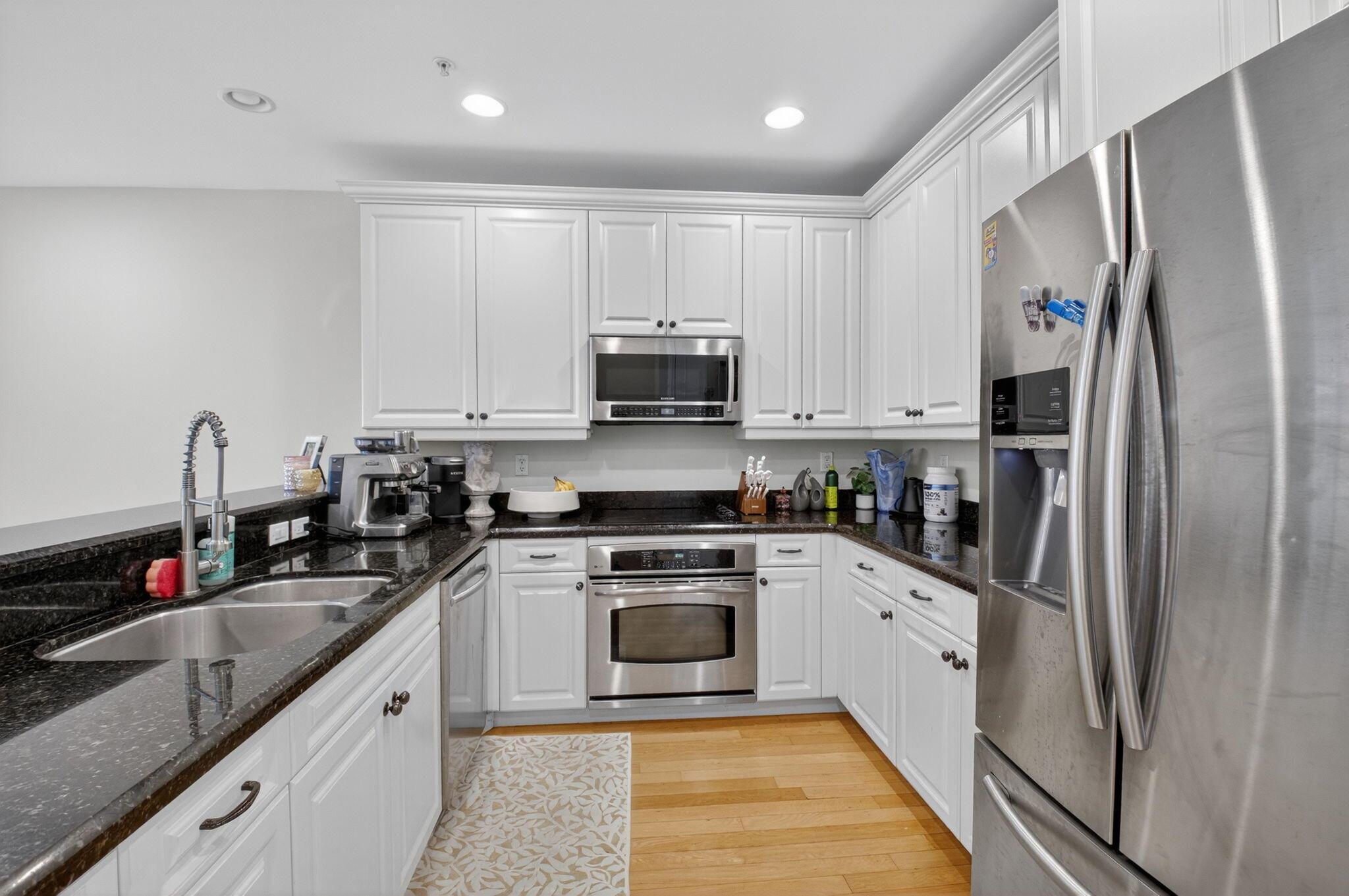 HERITAGE CLUB - Residential Lease