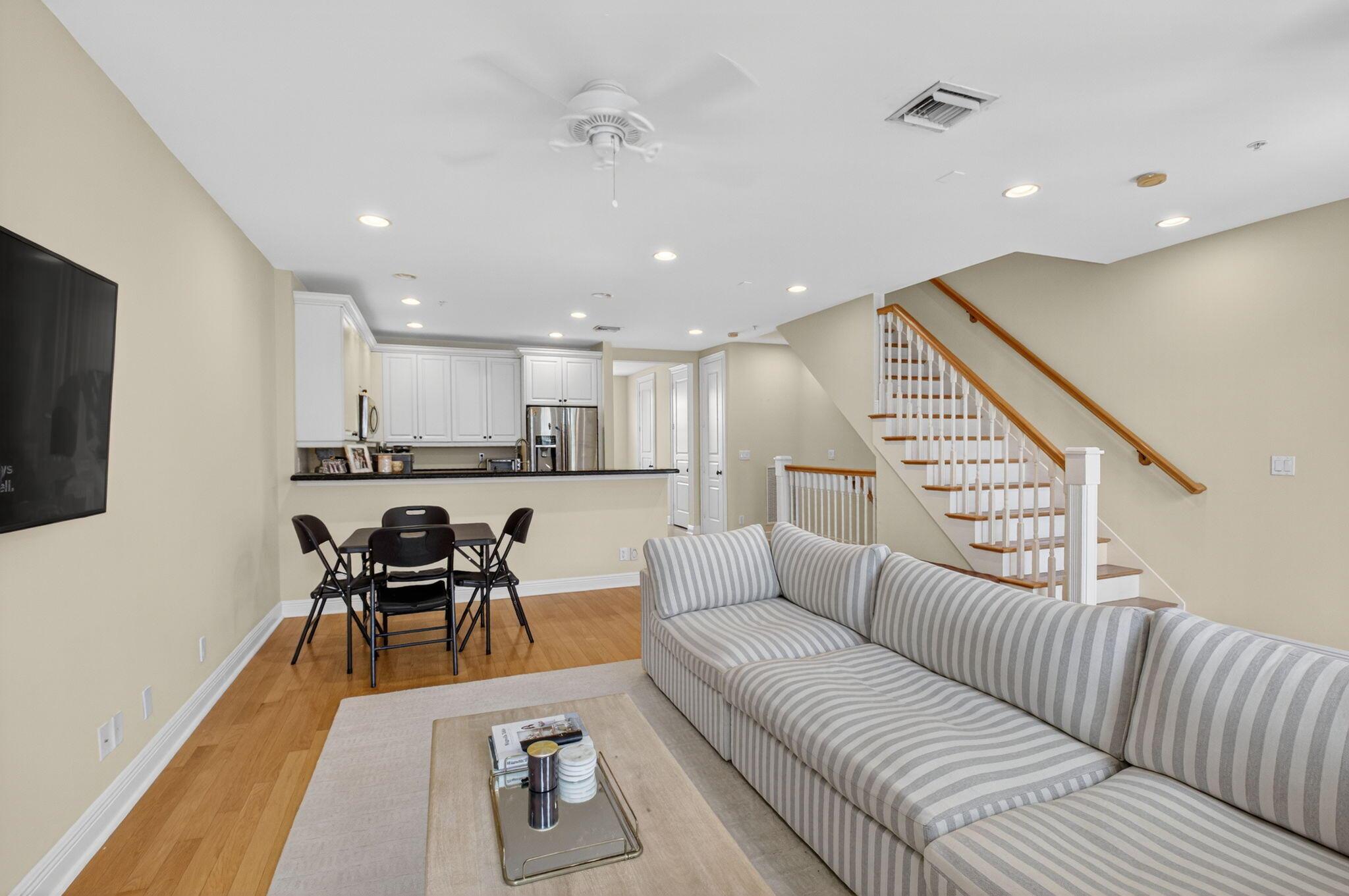 HERITAGE CLUB - Residential Lease