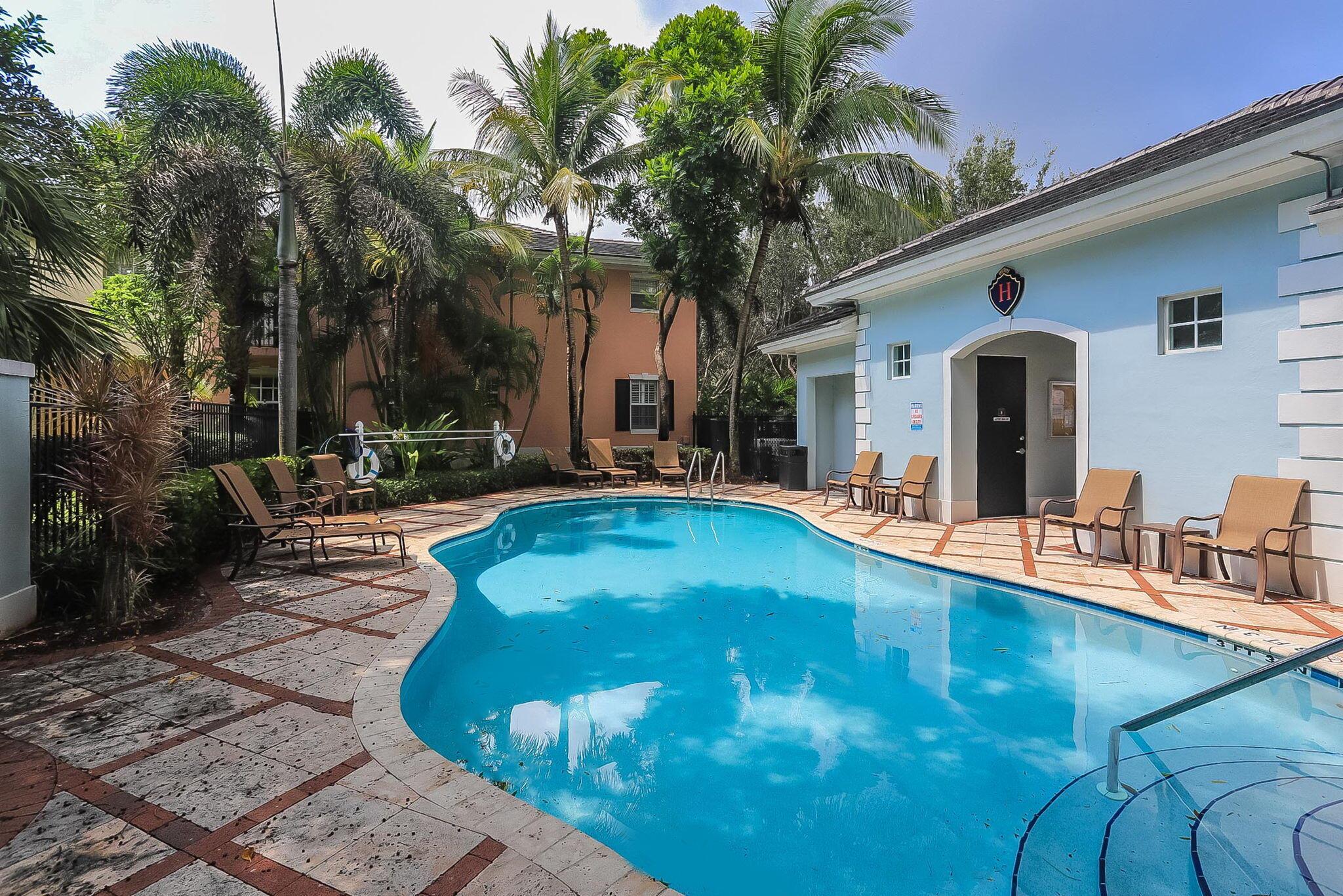 HERITAGE CLUB - Residential Lease