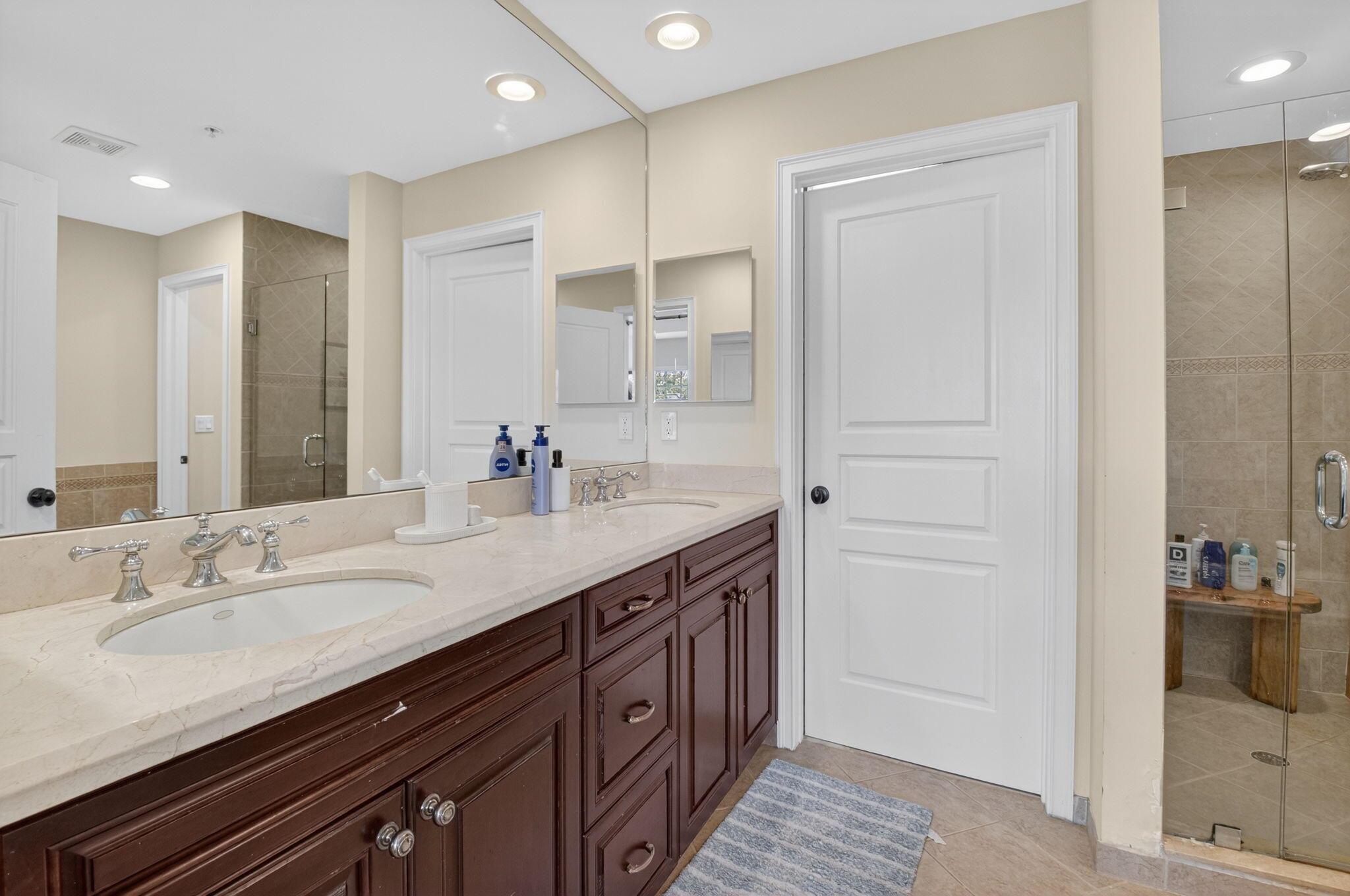 HERITAGE CLUB - Residential Lease