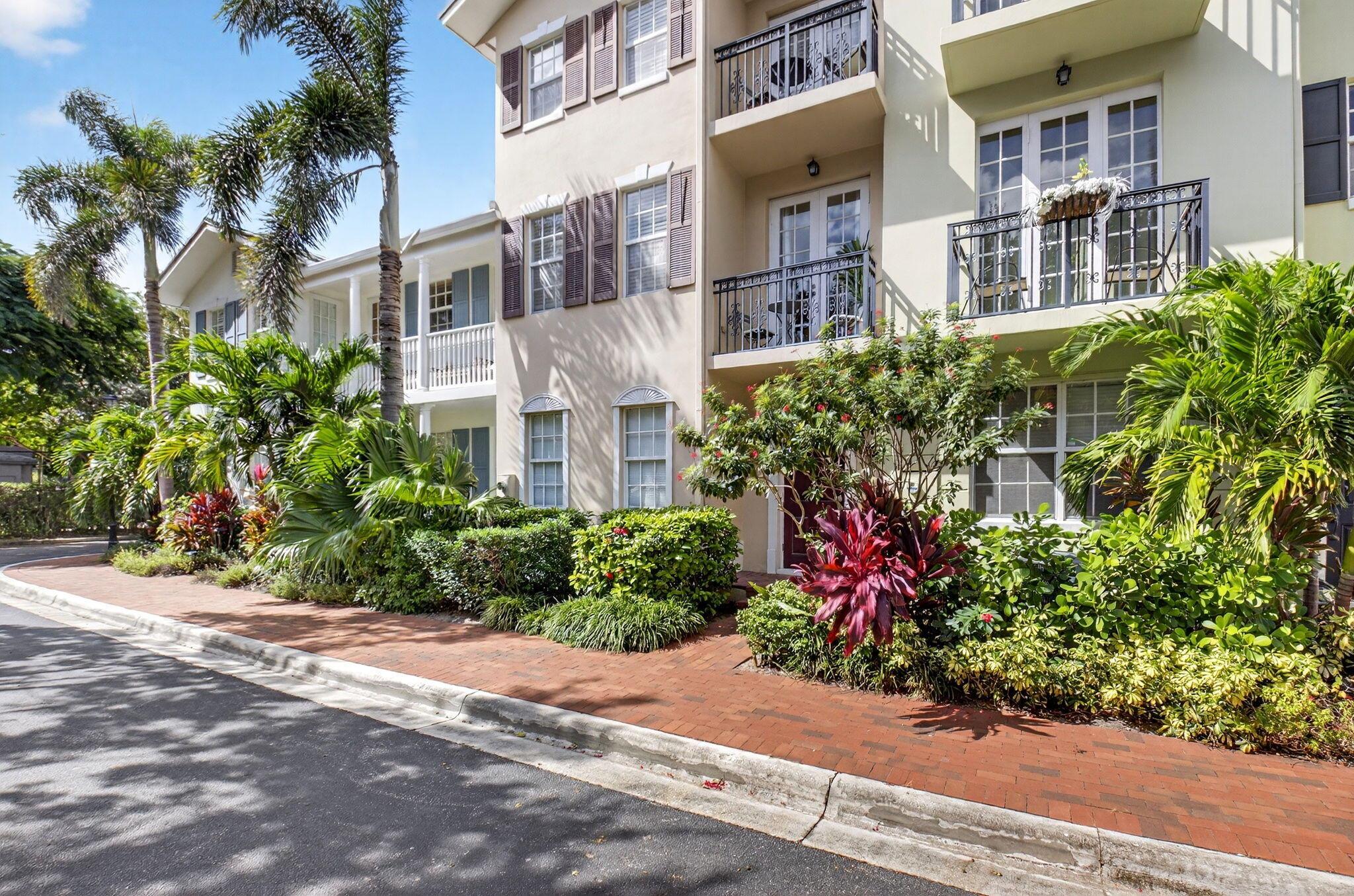 HERITAGE CLUB - Residential Lease