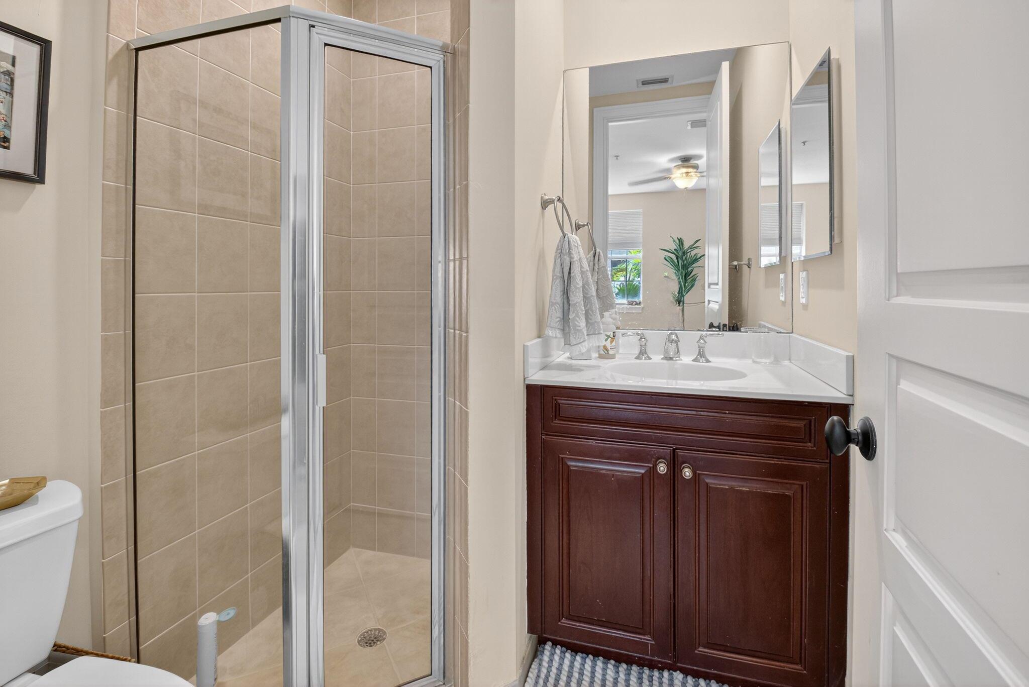 HERITAGE CLUB - Residential Lease