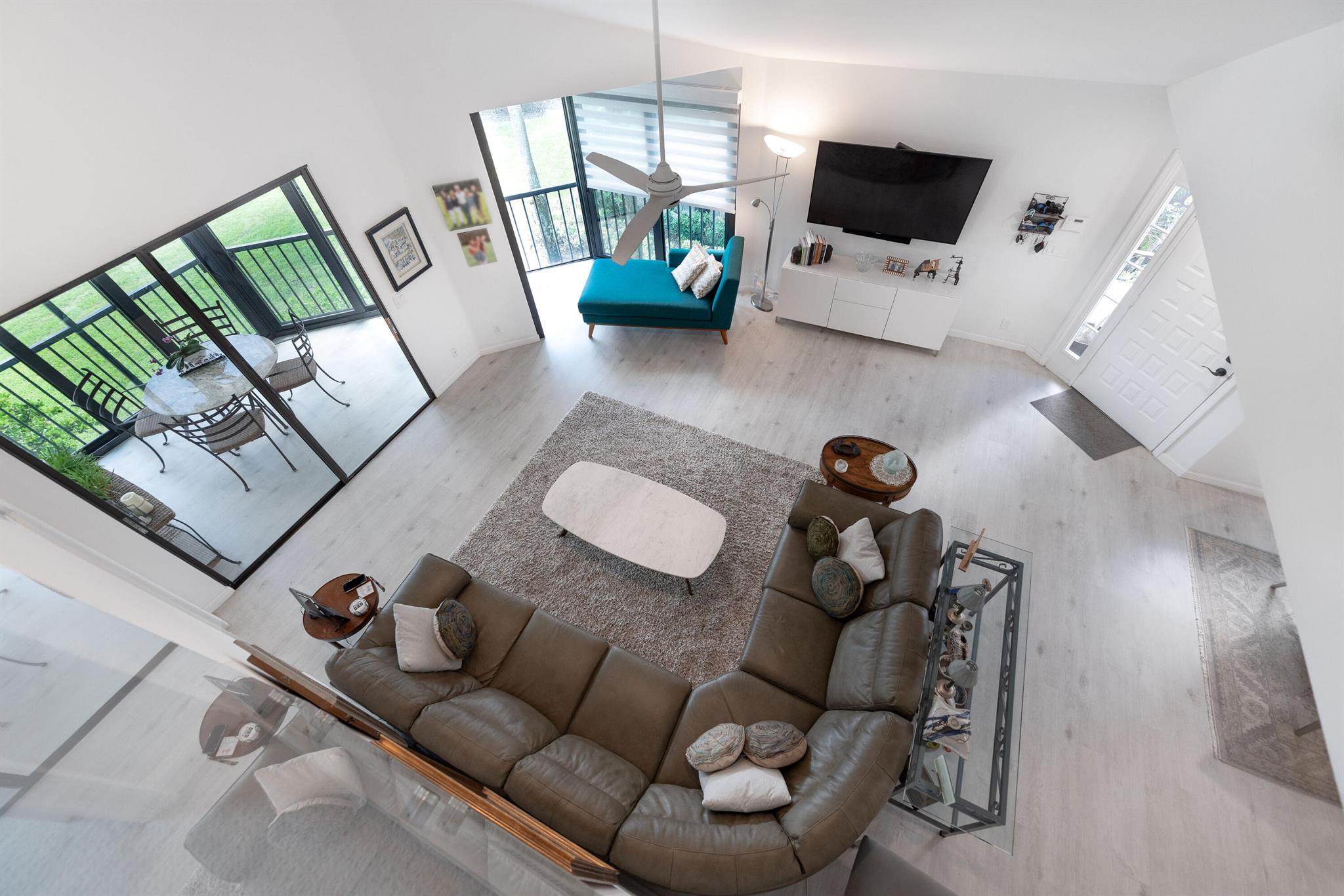 GLENEAGLES IV CONDO - Residential