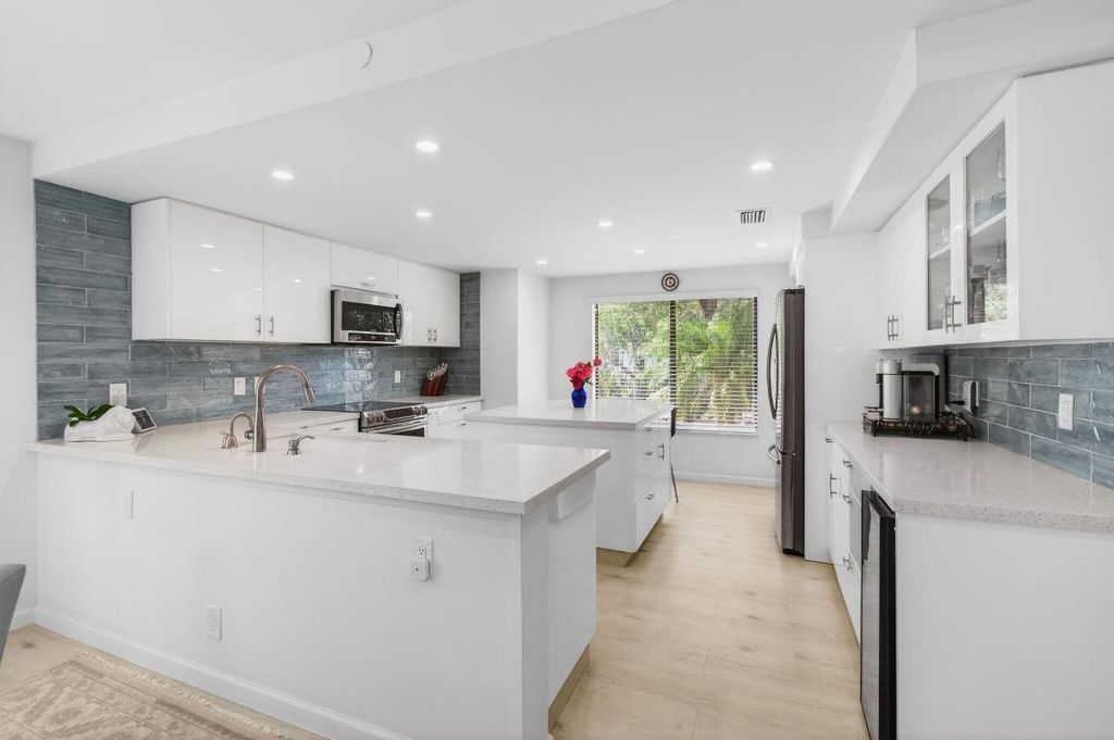 Photo of 15980 Loch Katrine Trail #8104, Delray Beach, FL 33446 (MLS # R11131064)